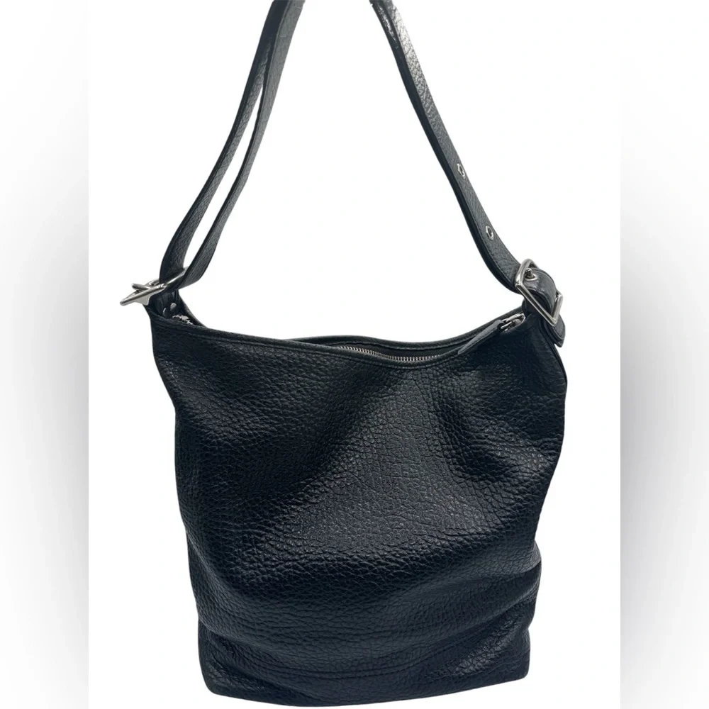 Coach Sara Black Textured Leather Shoulder Bag | Good Used Condition